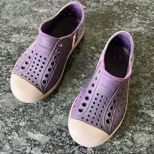 Native Slip-On Shoes purple and Lavender